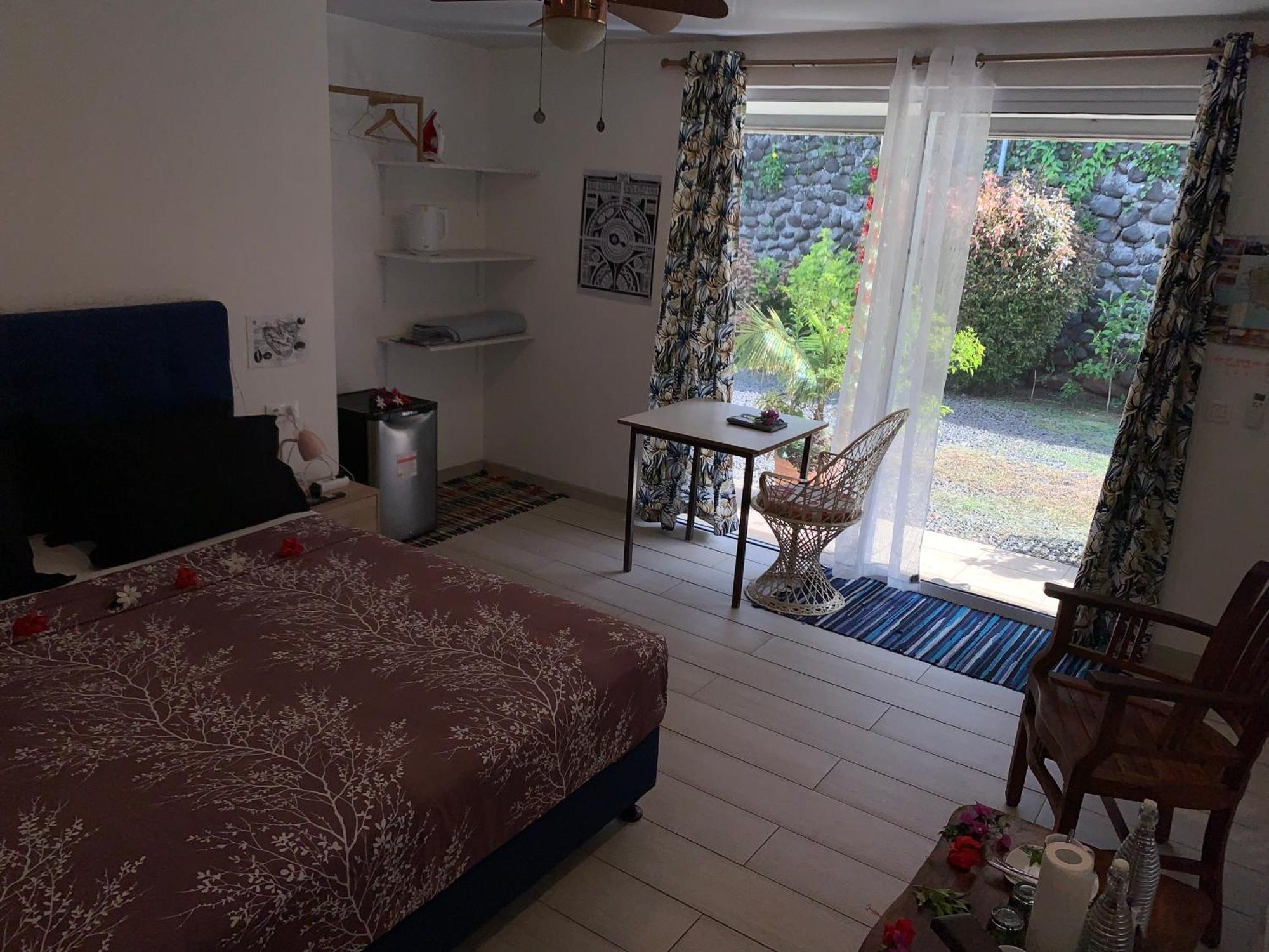 A Tomo Mai Homestay, Close To Airport, Private Bathroom Free Parking And Wifi With High Connection And Breakfast Optional Faaa Екстер'єр фото